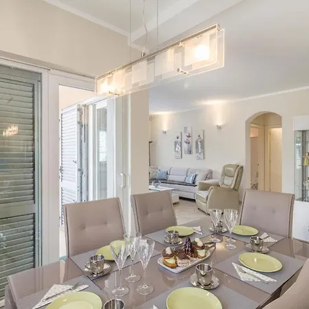 Ferienhaus Four-bedroom Holiday In *