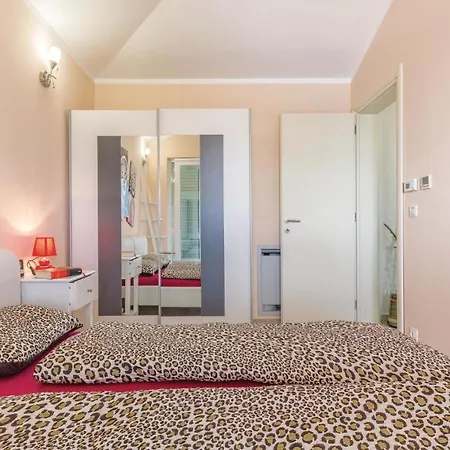 Four-bedroom Holiday In Ferienhaus *